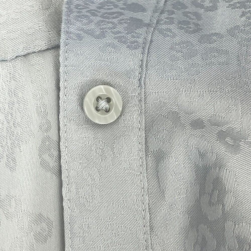 Chico's Silver Satin Leopard Jacquard Button Up Blouse XL Easy Care Work Travel - Picture 9 of 10